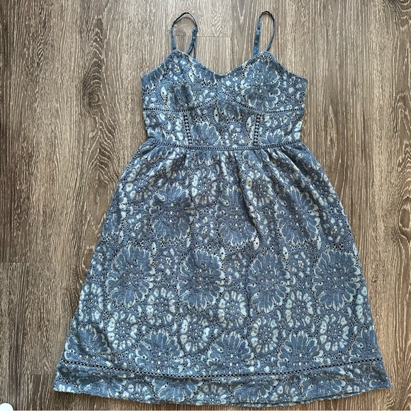 Ann Taylor LOFT Blue Floral Lace Spaghetti Strap Dress Women’s Size 2 - Picture 10 of 16